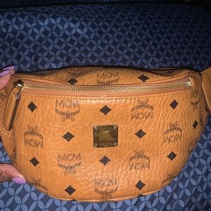 Authentic MCM BELT BAG SIZE MEDIUM GOOD CONDITION